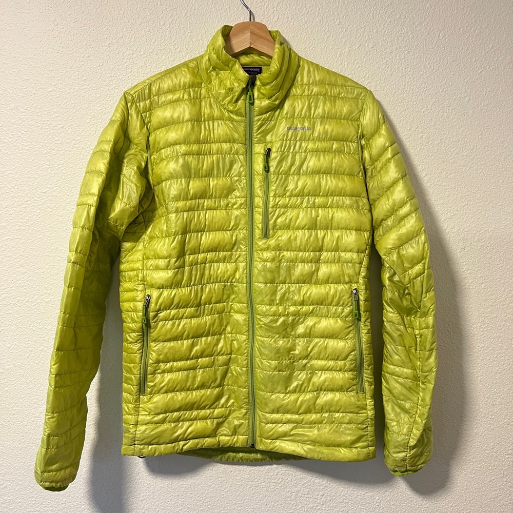 Patagonia Men’s Nano Puff XS rare lime green